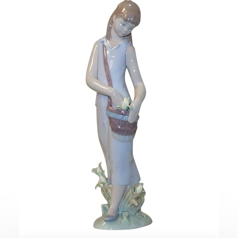 LLADRO Tulip Garden